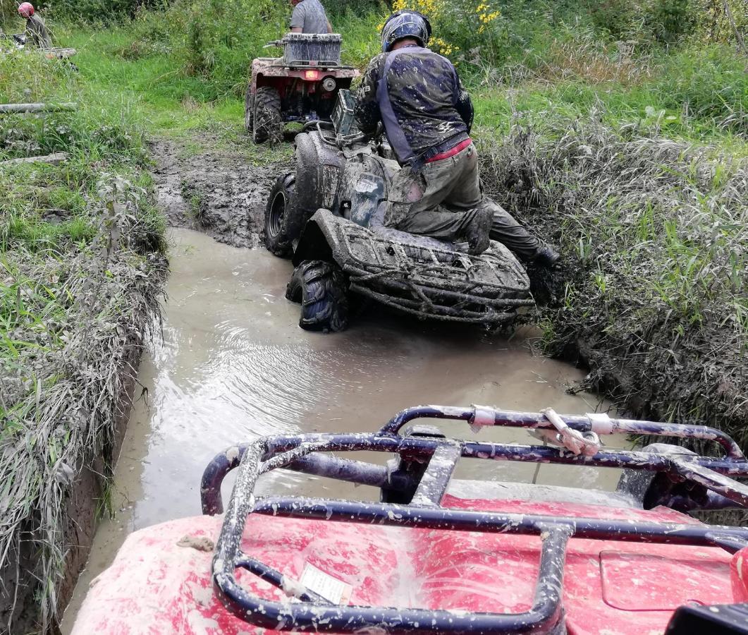 Zagroda Wataha 782 305 923 Polańczyk Kültér fotó